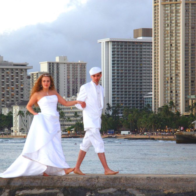 waikiki beach wedding location